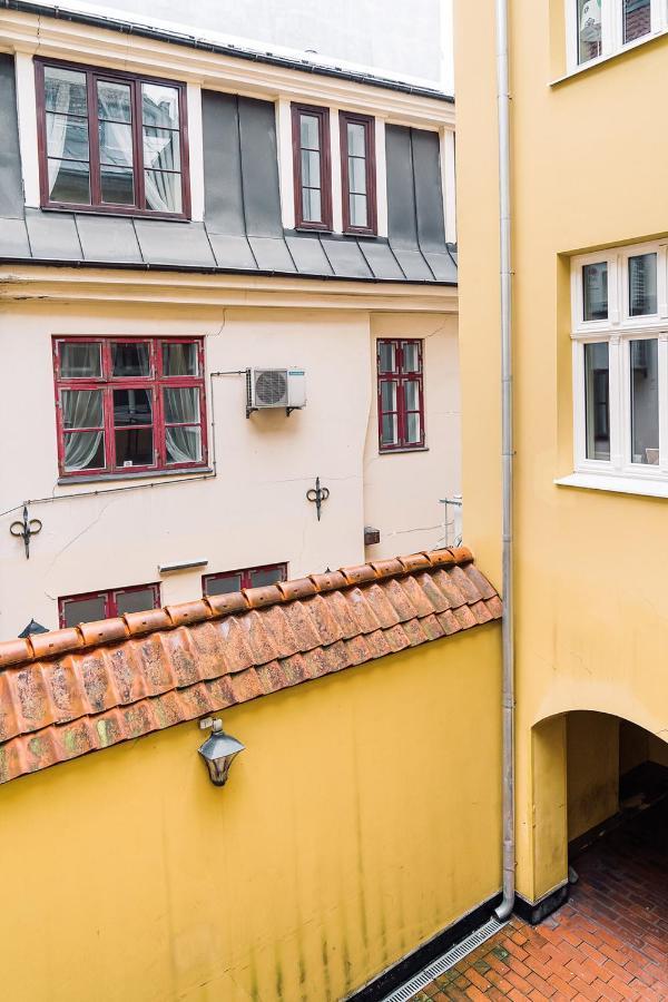 Morrison Apartment/15 Guests/7Bedrooms/Riga Old Town Exterior foto